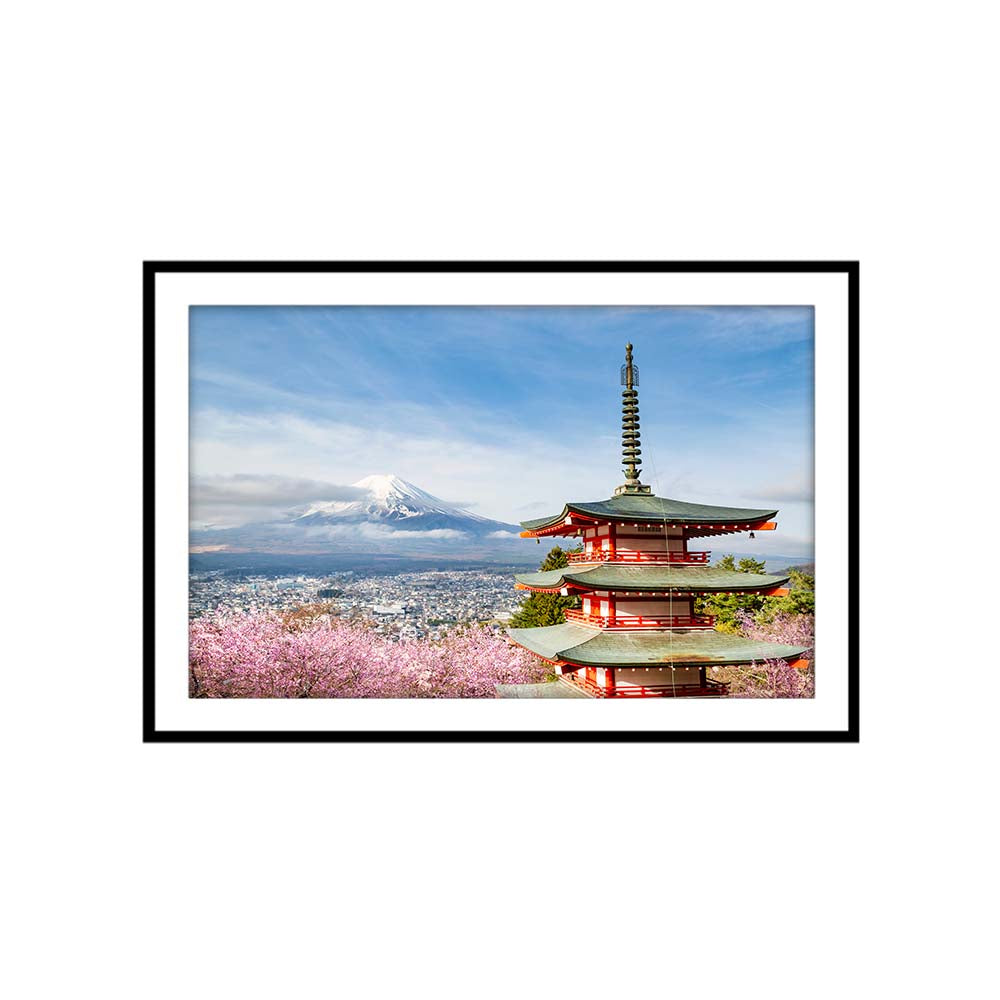 Magnificent view of Mount Fuji with Chureito Pagoda